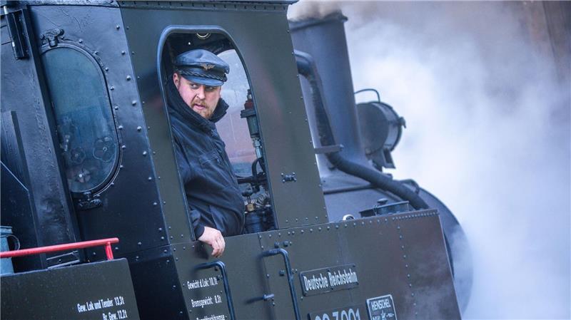 Klützer Winkel: Historische Dampflok 99 3001 unterwegs auf der Kaffeebrenner-Strecke
