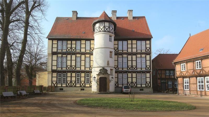 Knapp 35 Jahre nach der deutschen Wiedervereinigung zeigt das Danneil-Museum in Salzwedel bis 18. Mai die Ausstellung „Die Grenze in der Feldmark - Lebenslinien zwischen dem Wendland und der Altmark“. (Archivbild)