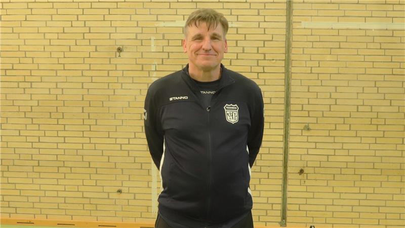 Knut Wölpern spielte lange Fußball und Tischtennis. Seit 2001 ist es nur noch der kleine Ball.