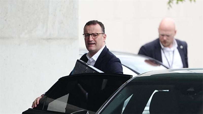 Koalitionsspitzen im Kanzleramt zu Beratungen über großes Reformpaket - Ankunft Spahn
