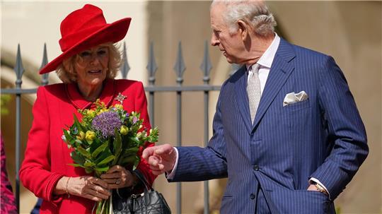 König Charles III. und Königin Camilla nehmen am Ostergottesdienst teil. 