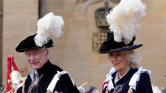 König Charles III. und Königin Camilla nehmen an der Zeremonie des Hosenbandordens auf Schloss Windsor teil.
