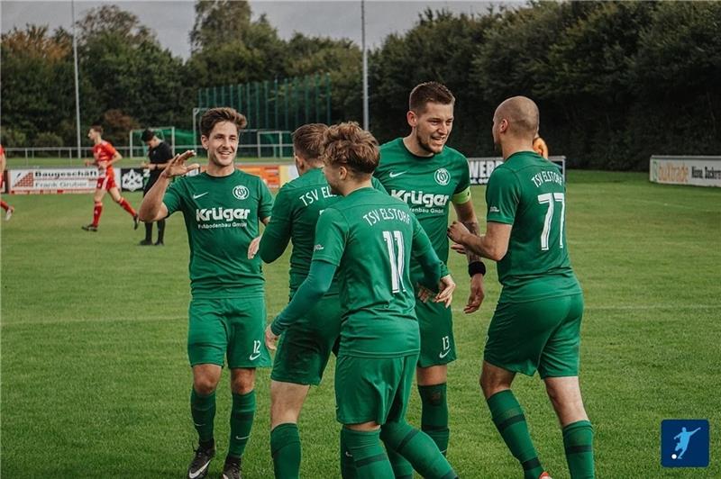 Können die Elstorfer nach dem letzten Spieltag tatsächlich noch den Klassenerhalt bejubeln? Foto: FuPa