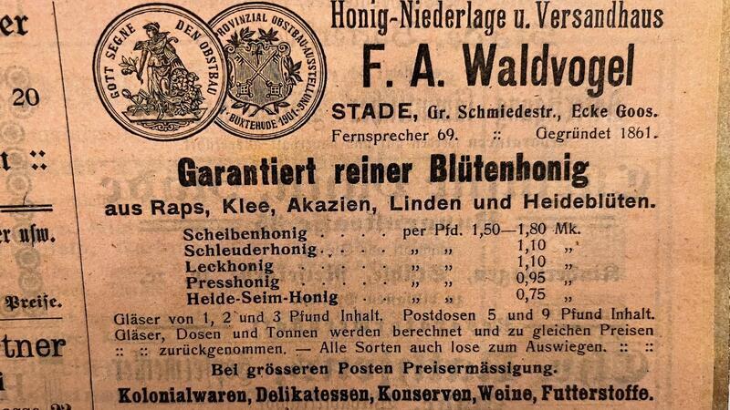 Kolonialwaren und Delikatessen: Die Firma F.A. Waldvogel annoncierte um 1900 als Honig-Niederlage und Versandhaus.