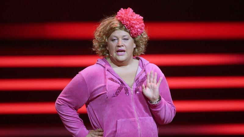 Komikerin Ilka Bessin alias Comedian Cindy hätte gerne mehr von Stefan Raab im Fernsehen.
