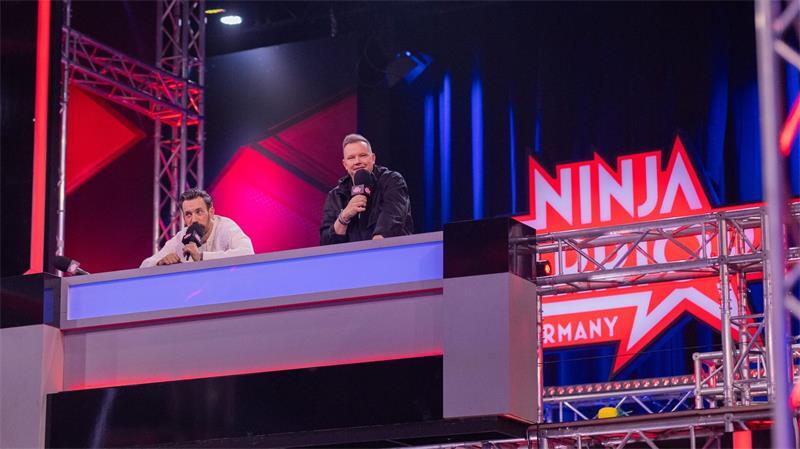 „Ninja Warrior Germany“: Neue Kräfte, alter Köppen Kommentator Wolff Fuss hat den Platz von „Buschi“ übernommen.