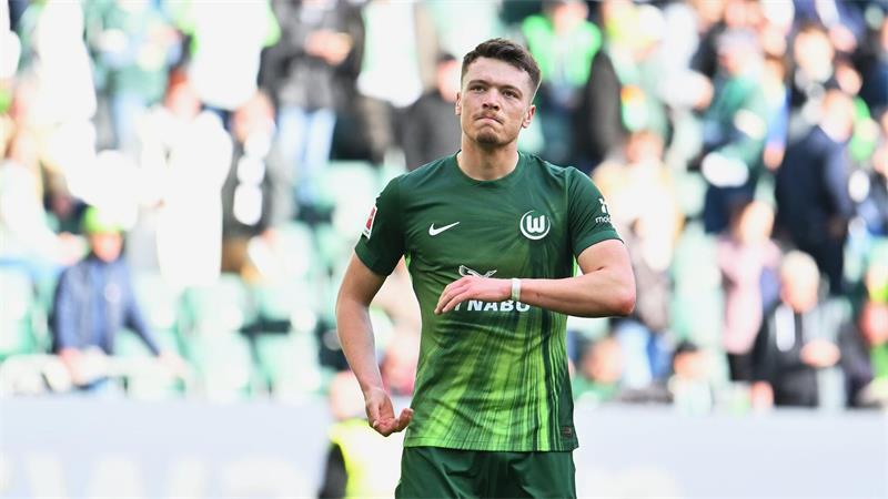 Kommt er oder kommt er nicht? Der VfB Stuttgart bemüht sich weiter um einen Transfer von Wolfsburgs Pejcinovic.