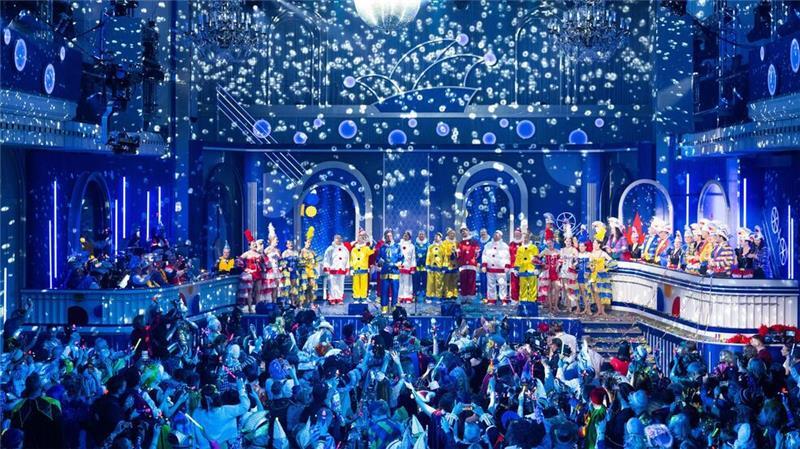 Helau! 70 Jahre „Mainz bleibt Mainz“ Konfetti regnet von der Decke bei der Mainzer TV-Fastnacht.
