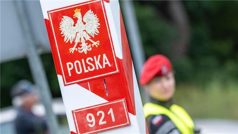 Bilder des Tages Kontrolle an der polnischen Grenze