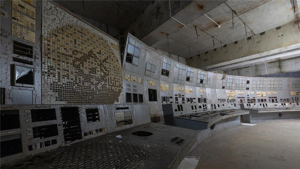 Kontrollraum Nr. 4 des Kernkraftwerks Tschernobyl aufgenommen, am 8. April 2026.