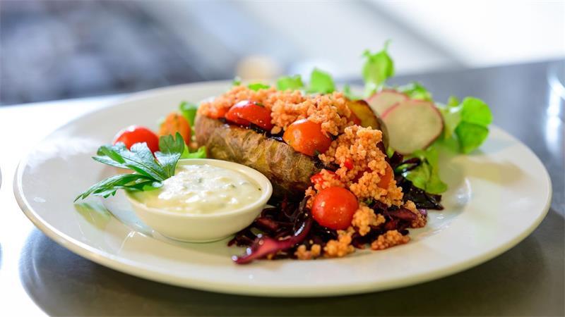 Staderin schwärmt vom kuscheligen Kartoffel-Hotel Kreative Kartoffelgerichte im Kartoffel-Hotel in Lübeln.
