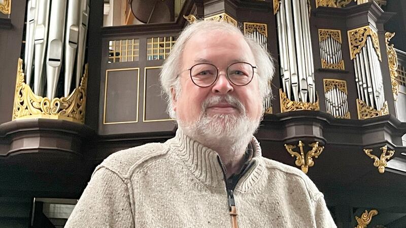 Kreiskantor und St.-Cosmae-Organist Martin Böcker spielt seine letzte „Stunde der Kirchenmusik“.