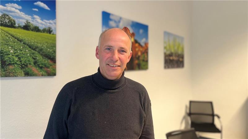 Kreislandwirt Jan Plath wirtschaftet in Büthflethermoor selbst auf Moorflächen.