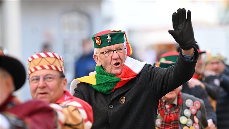 Kretschmann ist auch leidenschaftlicher Fasnetsanhänger - und isst einmal im Jahr Rinderinnereien mit seiner Zunft. 
