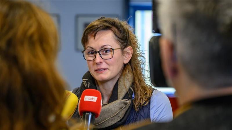 Landwirte in Sorge: Wie groß ist das Ausmaß der Maul- und Klauenseuche? Krisenmanagement ist nötig: Agrarministerin Hanka Mittelstädt berät über das Vorgehen nach dem Ausbruch der Maul- und Klauenseuche.