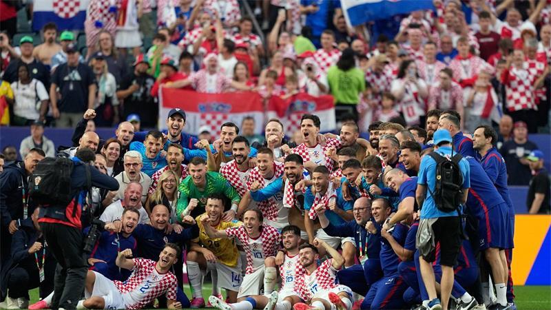 Kroatien bleibt im WM-Turnier.