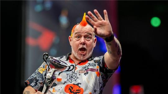 Krönte sich mit einer dominanten Leistung zum Darts-Europameister: Peter Wright.
