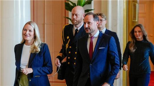 Kronprinz Haakon möchte mehr Zeit mit seiner kranken Frau verbringen. (Archivbild)