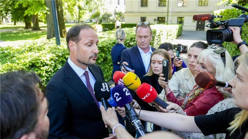 Kronprinz Haakon steht Rede und Antwort zu Krisen und Krankheiten. (Archivbild)