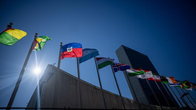 Kuba und Südkorea haben wieder diplomatische Beziehungen aufgenommen - das sei durch den Austausch diplomatischer Noten bei den Vereinten Nationen in New York geschehen.