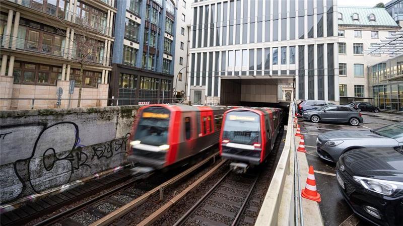Künftig sollen Fahrgäste auch die Standorte der U-Bahnen in der Switch-App in Echtzeit sehen können. (Archivfoto)