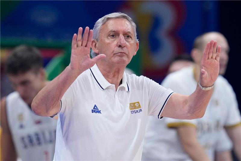 WM-Finale mit 74: Pesic und Serbien besiegen Favorit Kanada Kult-Trainer Svetislav Pesic ist mit Serbien ins WM-Finale eingezogen.