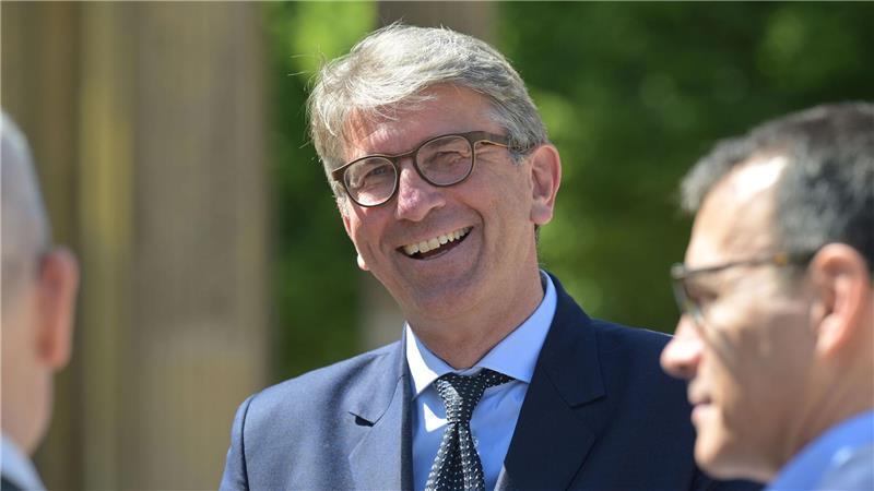Kaisers Kunst: Der Jahrhundertstreit mit den Hohenzollern Kulturstaatsminister Wolfram Weimer verkündete bereits am Montag die Einigung im jahrelangen Streit.