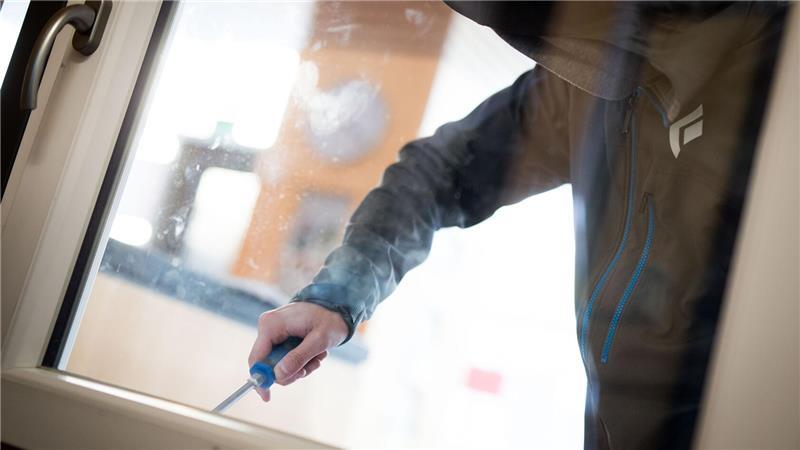 Kurz vor dem Wochenende waren in Buxtehude Einbrecher an zwei Häuser aktiv. (Symbolbild)