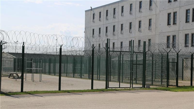Hinter schwedischen Gardinen in Estland Kuuse bezeichnet das Gefängnis als hochmodern.