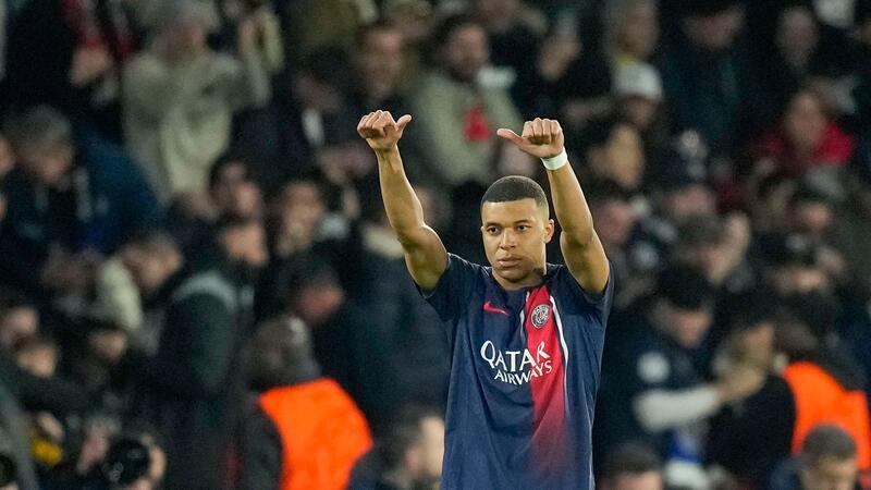 Kylian Mbappé soll einen Vertrag bei Real Madrid unterschrieben haben.