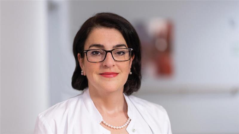 Adipositas: Wie Vorurteile das Leben schwerer machen Kyriakoula Manaridou ist Chefärztin der Klinik für Psychiatrie und Psychotherapie des Ameos Klinikums St. Josef Oberhausen