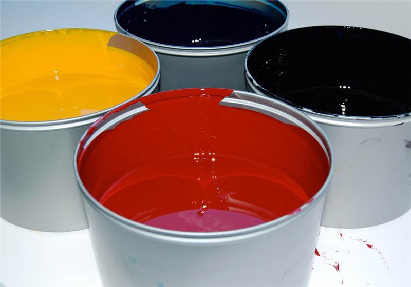 Lacke und Farben sind Sonderabfall. Foto: pixabay.de