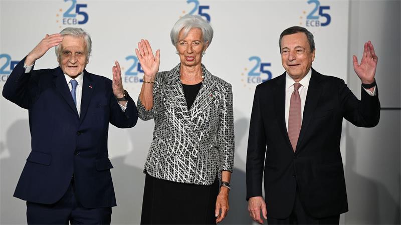 Lagarde geht vorzeitig im Februar - Poker um EZB-Spitze Lagardes Vorgänger Jean-Claude Trichet und Mario Draghi waren je acht Jahre im Amt. (Archivbild)