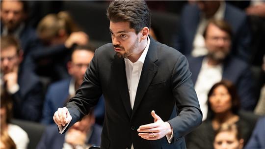 Lahav Shani, zukünftiger Chefdirigent der Münchner Philharmoniker (Archivbild). 