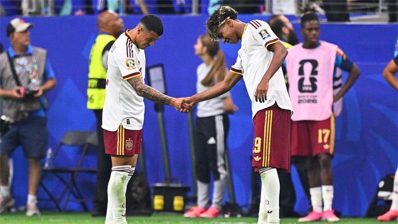Auf die spanische Art: Drei Gründe fürs WM-Finale Lamine Yamal (rechts) ist der größte Star Spaniens - abhängig von ihm ist das Team nicht.
