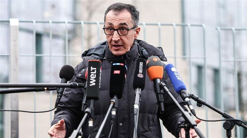 Landwirtschaftsminister Cem Özdemir will alles daran setzen, dass die Seuche sich nicht ausbreitet. 