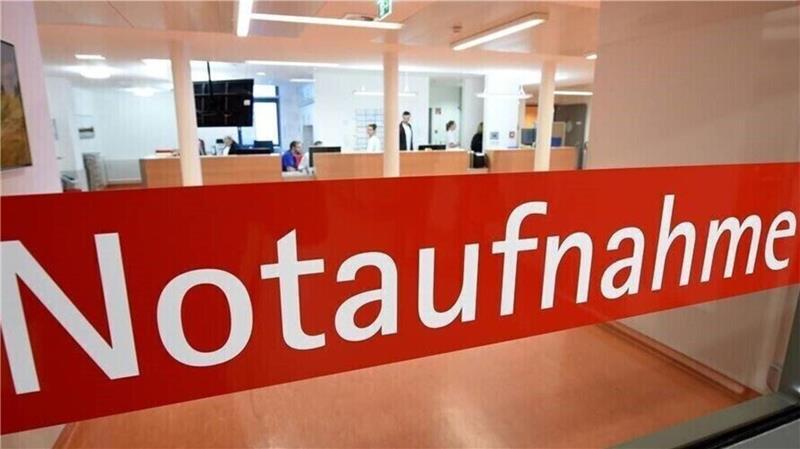 Helios-Klinik: Weitere Patienten erzählen Horror-Geschichten aus der Notaufnahme Lange Wartezeiten in der Notaufnahme scheinen kein Einzelfall zu sein.