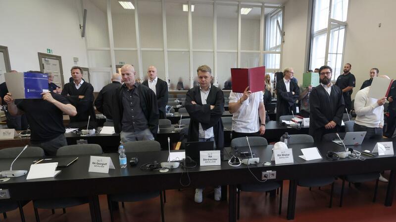 Lange Haftstrafen für sechs Männer wegen Drogenhandels Lange und gut vorbereitet: Die sechs Männer hatten den Drogenhandel gut geplant.