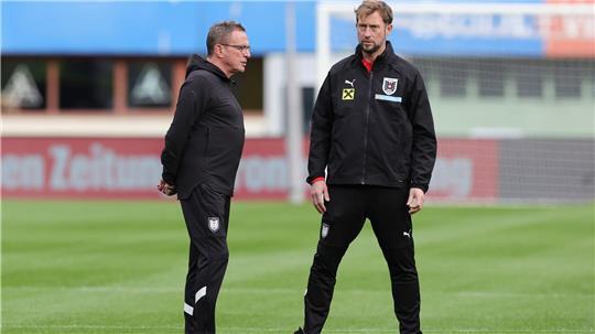 Lars Kornetka soll Eintracht Braunschweig zum Klassenerhalt führen. (Archibvild).