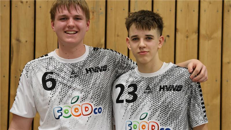 Lars Schröder und Mika Minkus vom VfL Horneburg.