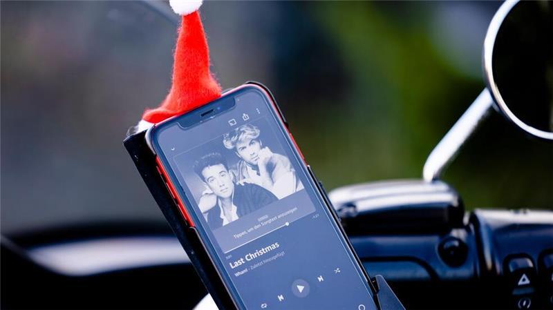 Whams „Last Christmas“ vor Mariah Carey in den Charts „Last Christmas“ ist um die Weihnachtszeit ein Dauerbrenner in den Charts.