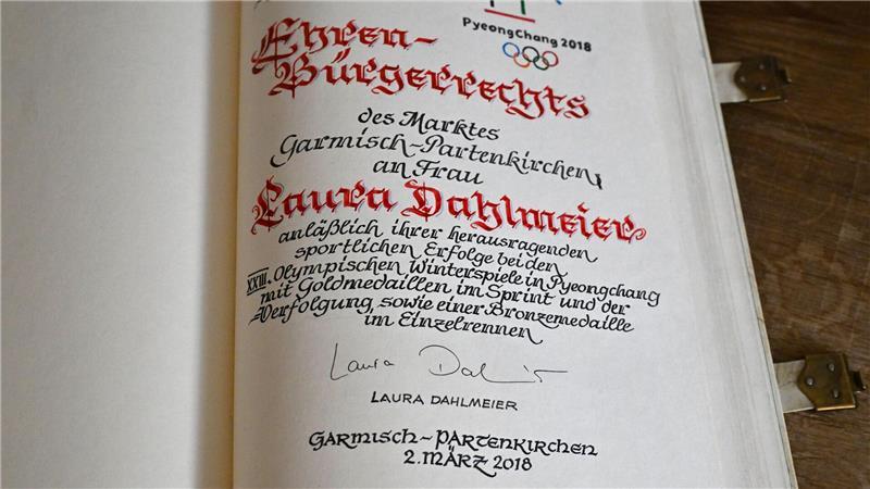 Seilpartnerin: Laura wurde von riesengroßem Stein getroffen Laura Dahlmeier war Ehrenbürgerin der Gemeinde Garmisch-Partenkirchen.