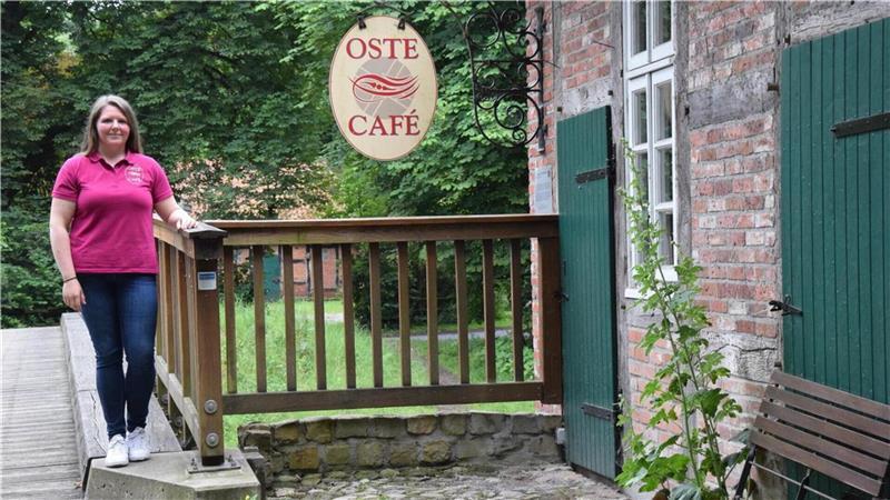 Laura Martin, Betreiberin des Oste-Cafés in der Eitzter Wassermühle.