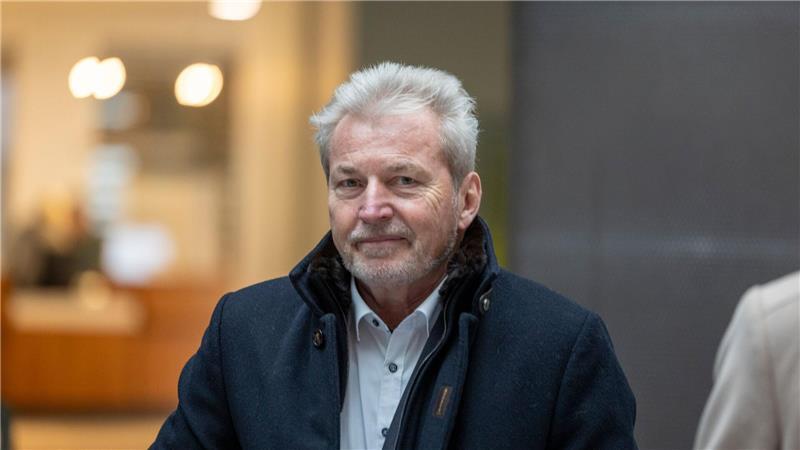 Bewährungsstrafe für Kinderpsychiater Winterhoff Laut Anklage soll er Kindern und Jugendlichen ohne medizinische Indikation ein Psychopharmakon verordnet haben.