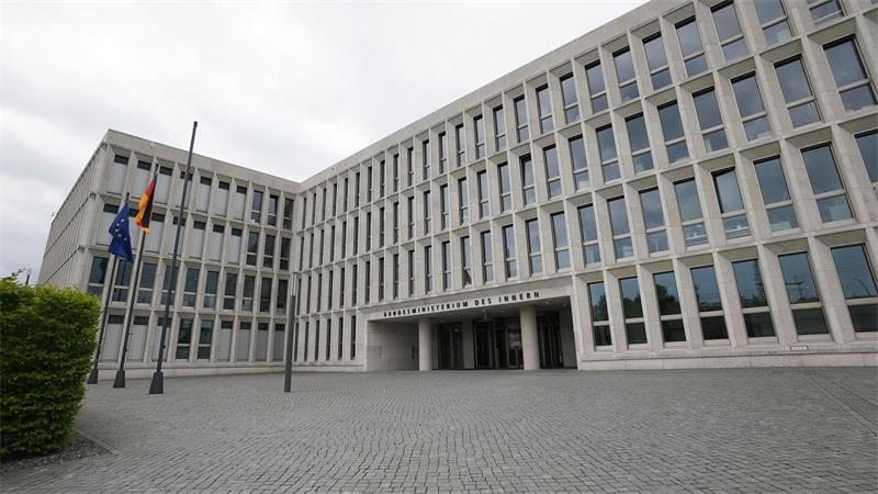 Laut Bundesinnenministerium betonen die bisher bekanntgewordenen Aufrufe den friedlichen Charakter der Proteste. (Symbolbild) 