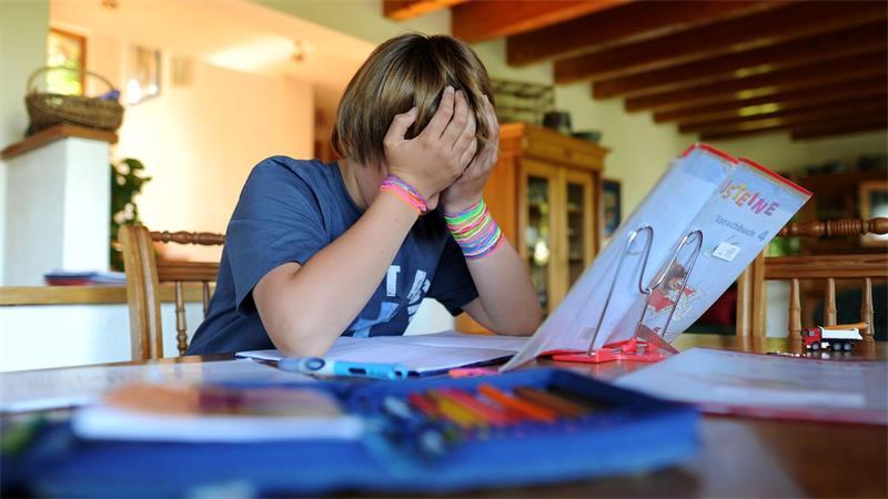 Laut DAK-Gesundheit erhalten immer mehr Kinder und Jugendliche in Niedersachsen eine ADHS-Diagnose. (Symbolbild)
