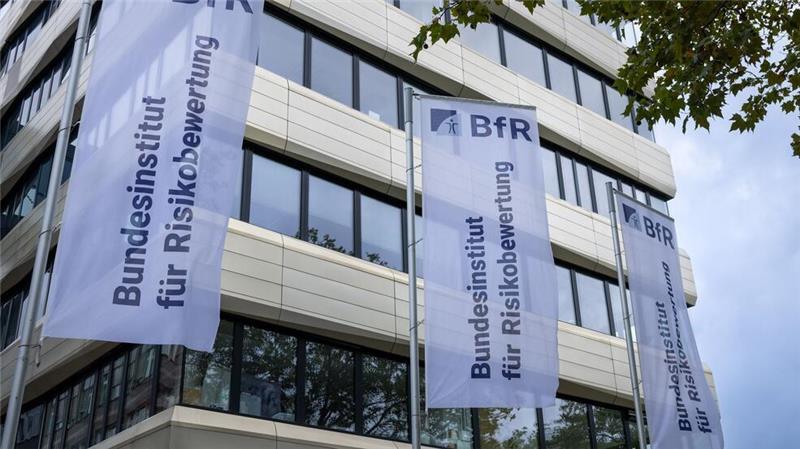 Bundesinstitut warnt vor Koffeinpulver Laut dem Bundesinstitut für Risikobewertung sind 5 bis 10 Gramm Koffein-Pulver bereits potenziell tödlich. (Archivbild)