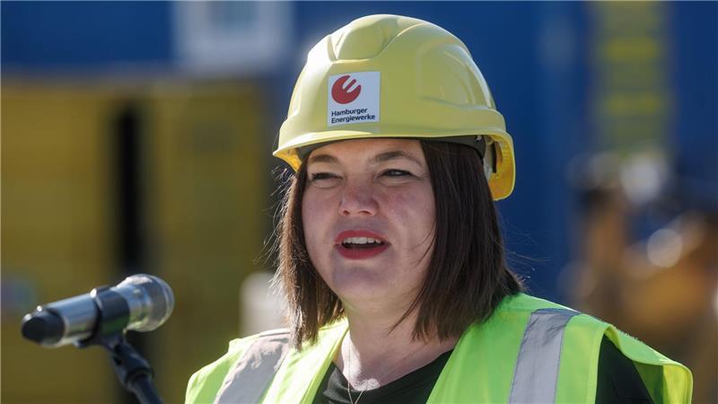 Laut der Hamburger Energiebehörde, die Senatorin Fegebank leitet, ist ein Kohleausstieg Hamburgs bis Ende 2030 geplant. 