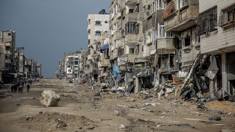 Israel nennt Gespräche über neuen Geisel-Deal „konstruktiv“ Laut einer US-Zeitung könnte eine Feuerpause und ein Geisel-Deal zwischen Israel und der islamistischen Hamas näher rücken.