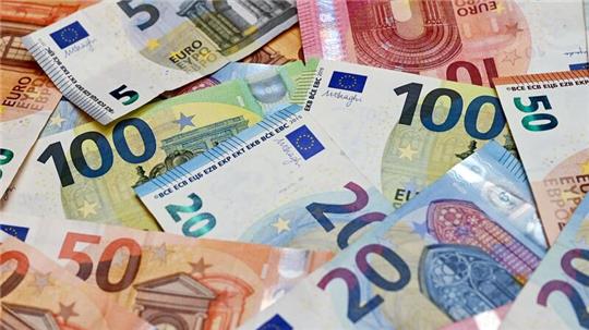 Laut einer Umfrage sind unter den Älteren im Ruhestand 46 Prozent optimistisch, was ihre Finanzen betrifft. Doch in der Vorgängerumfrage war es noch knapp über die Hälfte.